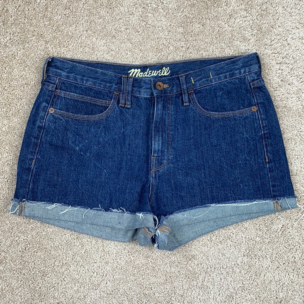 Madewell dark wash jean shorts sz 30